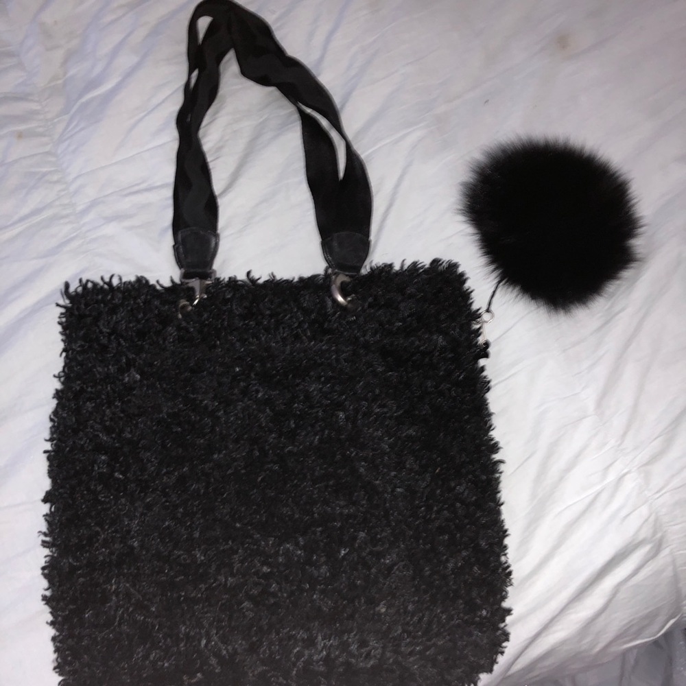 Black Stylish Carry On Bag